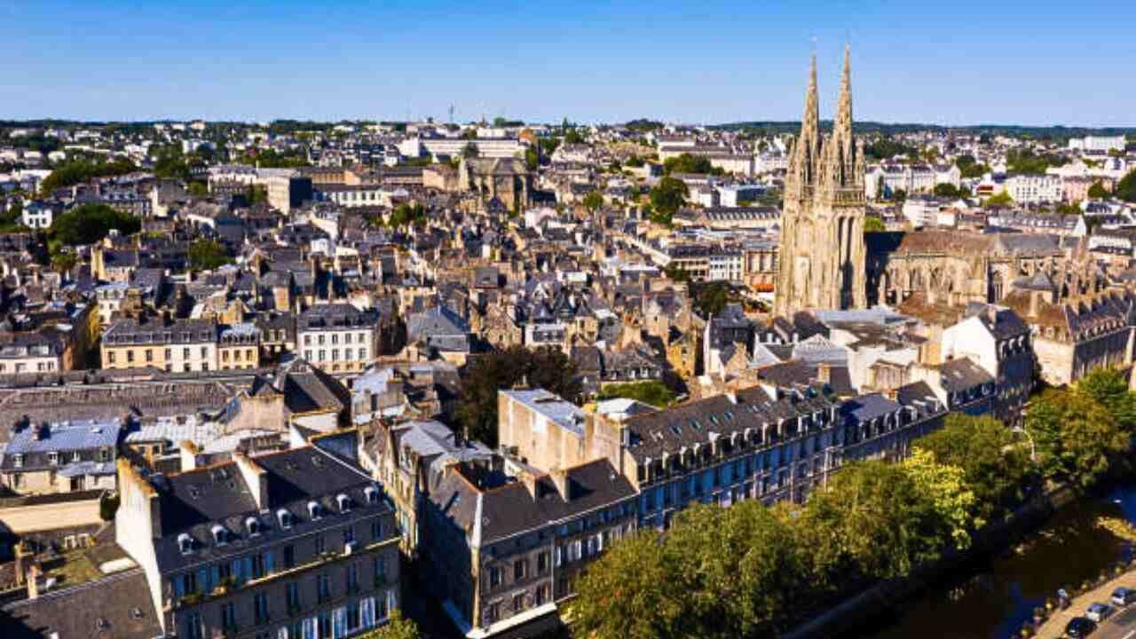 BA CityFlyer Quimper Office in France