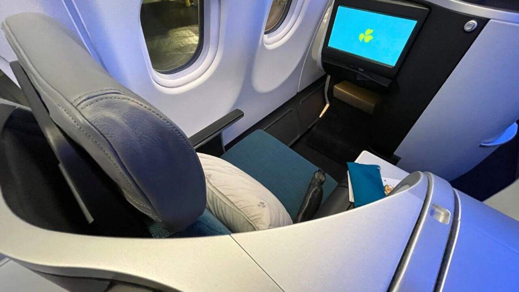 Aer Lingus Business Class Seat Map and Layout